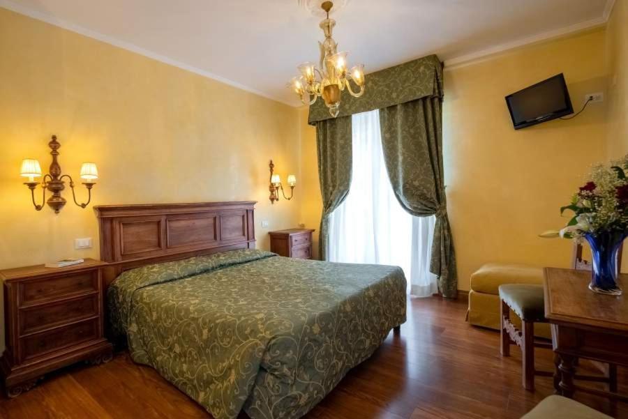 Hotel Rigel Lido de Venecia Exterior foto